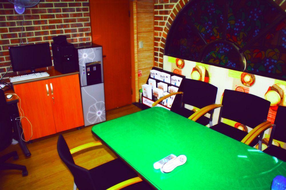 Oppa Hostel Seul Zewnętrze zdjęcie